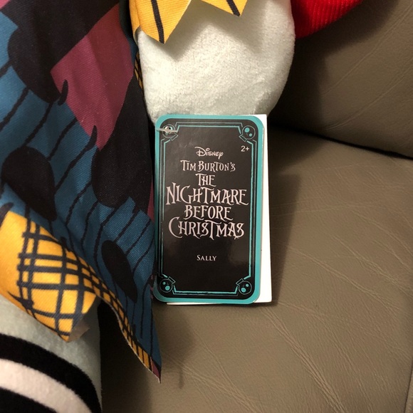 Disney  The Nightmare Before Christmas Jumbo 30” Plush Sally Halloween Decor NWT - Picture 2 of 3